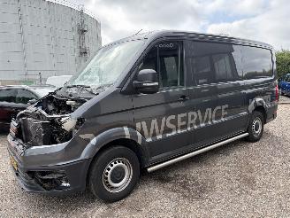 Volkswagen Crafter 2.0 TDI LANG AUTOMAAT AIRCO NAVI picture 2