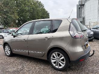 Renault Scenic 2.0 Privilege AUTOMAAT AIRCO LEER picture 3