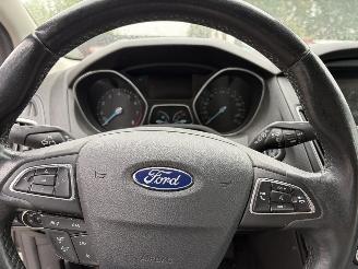 Ford Focus 1.0 Titanium AIRCO CRUISE NAVI picture 11