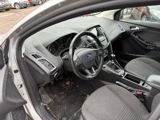 Ford Focus 1.0 Titanium AIRCO CRUISE NAVI picture 7