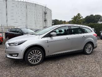 Ford Focus 1.0 Titanium AIRCO CRUISE NAVI picture 2