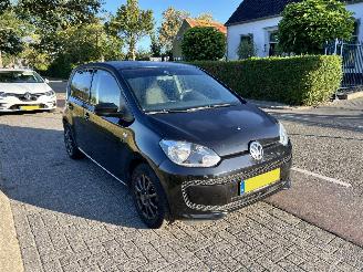 Volkswagen Up! 1.0-12V Move -Up picture 1