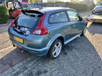 Volvo C-30 2.0 d Momentum picture 3