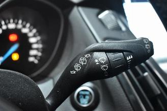 Ford Focus 1.0 Titanium picture 21