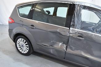 Ford S-Max  picture 11