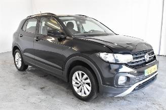 krockskadad bil auto Volkswagen T-Cross 1.0 TSI Life 2019/10