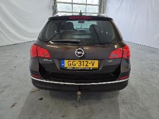 Opel Astra SPORTS TOURER picture 6