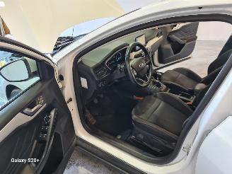 Ford Focus 1.5 EcoBl. Tr.Ed.Bns picture 15