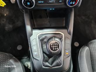 Ford Focus 1.5 EcoBl. Tr.Ed.Bns picture 31