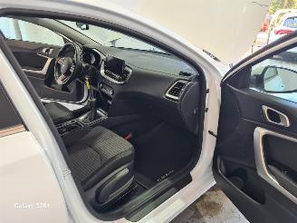 Kia Ceed 1.5 T-GDi DynamicLine. picture 25