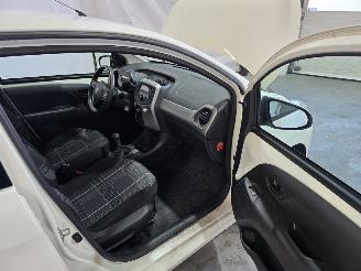 Peugeot 108 1.0 e-VTi Active picture 13