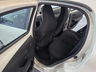 Peugeot 108 1.0 e-VTi Active picture 16