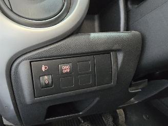 Mazda 2  picture 27