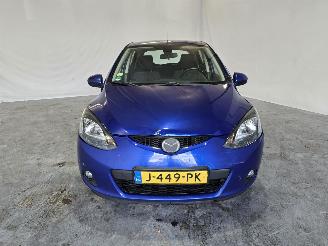 Mazda 2  picture 2