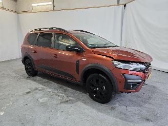 Damaged car Dacia Jogger 1.0 TCe 100 BF Ext 5 2022/11