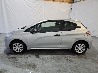 Peugeot 208 1.0 Pure Tech Like picture 4