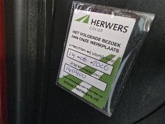 Renault Captur 1.2 TCe Helly Hansen picture 27