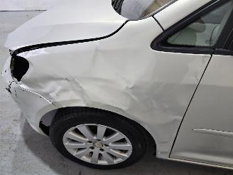 Volkswagen Touran 2.0 TDI Highline BlueMotion 7p. picture 12