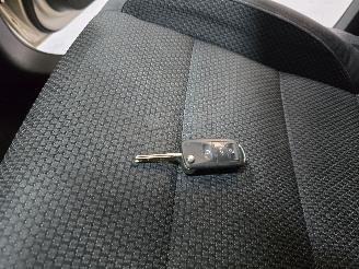 Volkswagen Touran 2.0 TDI Highline BlueMotion 7p. picture 34