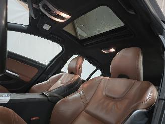 Volvo V-60 2.4 D6 AWD Plug-In Hybrid Summum picture 34