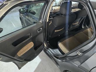 Citroën C4 cactus 1.2 PureTech Shine picture 19