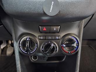 Peugeot 208 1.2 PureT. Blue Lion picture 32