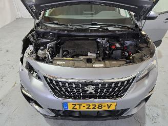 Peugeot 3008 1.2 PureTech Active picture 16