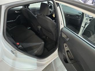 Ford Fiesta 1.0 EcoB.Hy. Tit. picture 17