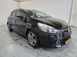 Vaurioauto  passenger cars Renault Clio 1.5 dCi NightenDay 2015/8