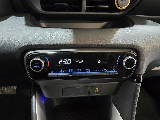 Toyota Yaris 1.5 Hybrid Active picture 37