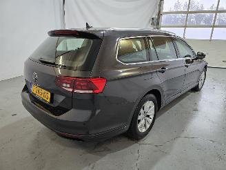 Volkswagen Passat Variant 1.5 TSI Business picture 7