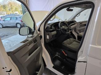 Volkswagen Transporter 2.0 TDI L1H1 28 Comfortline picture 22