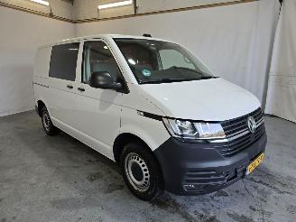 Vaurioauto  passenger cars Volkswagen Transporter 2.0 TDI L1H1 28 Comfortline 2020/2