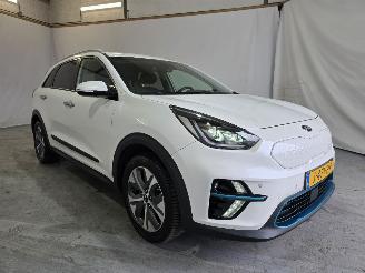 uszkodzony samochody osobowe Kia e-Niro ExecutiveLine 64 kWh 2020/8
