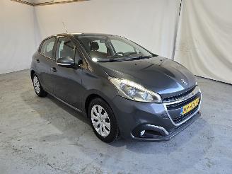 Unfallwagen Peugeot 208 1.2 PureT. Blue Lion 2017/1