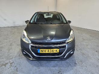 Peugeot 208 1.2 PureT. Blue Lion picture 2