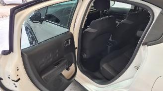 Citroën C3 1.2 PureTech Feel Edition picture 11