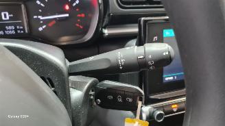 Citroën C3 1.2 PureTech Feel Edition picture 12