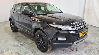 Damaged car Land Rover Range Rover Evoque 2.2 eD4 2WD Pure 2014/10