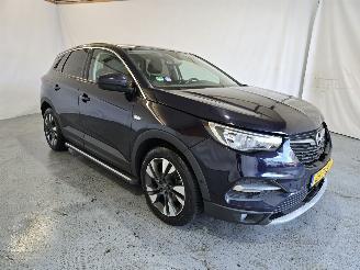 krockskadad bil auto Opel Grandland X 1.6 Turbo Innovation 2019/4