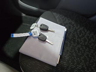 Peugeot 107 1.0-12V XS picture 29