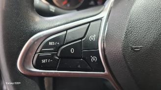 Renault Clio 1.0 TCe Zen picture 17