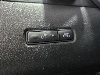 Nissan Pulsar 1.2 DIG Connect picture 22