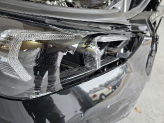 BMW iX eDrive20 67 kWh picture 15