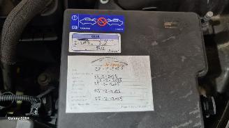 Volvo V-60 2.0 B3 Plus Dark picture 34