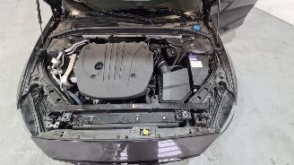 Volvo V-60 2.0 B3 Plus Dark picture 12