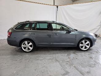 Skoda Octavia 1.0 TSI Greentech Style Business picture 8