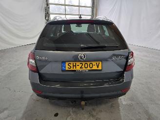 Skoda Octavia 1.0 TSI Greentech Style Business picture 6