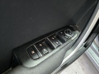 Kia Ceed 1.0 T-GDi GT-Line picture 24