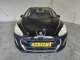 Peugeot 308 SW 1.6 THP Allure 7p picture 2